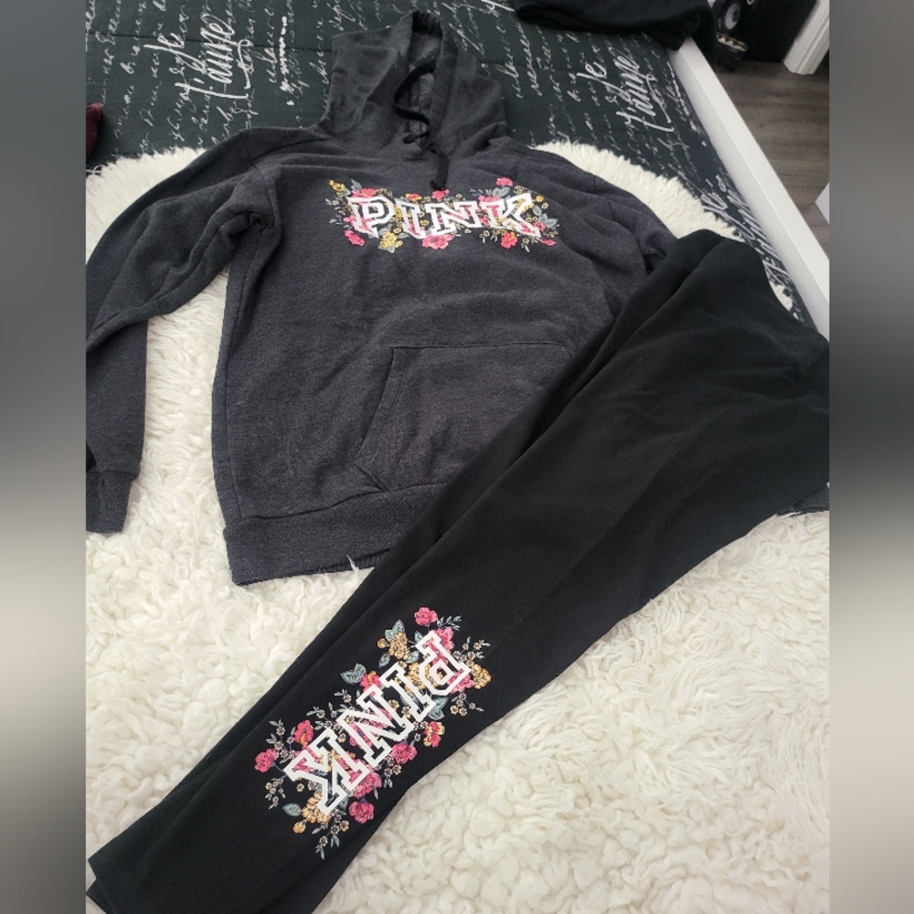Victoria's Secret PINK SET